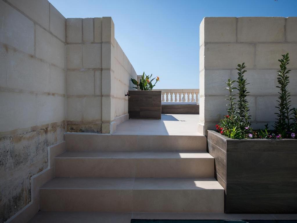 Julesy'S Bnb Hotel Cospicua Buitenkant foto